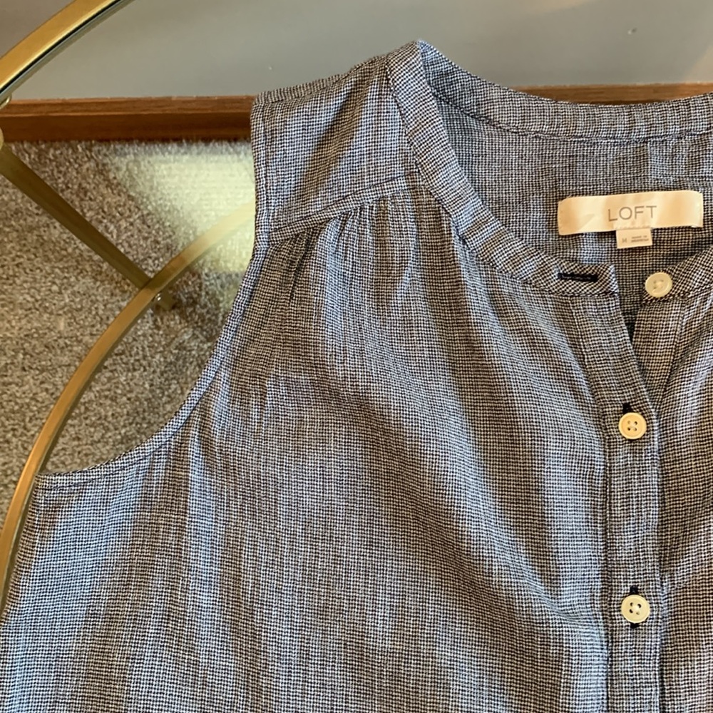 Loft Sleeveless Button Front Preppy Top - Picture 11 of 16